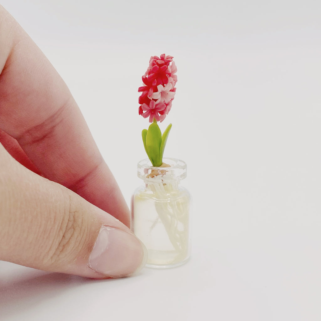 Red Flower In Glass Jar For Dollhouse - Life In A Dollhouse