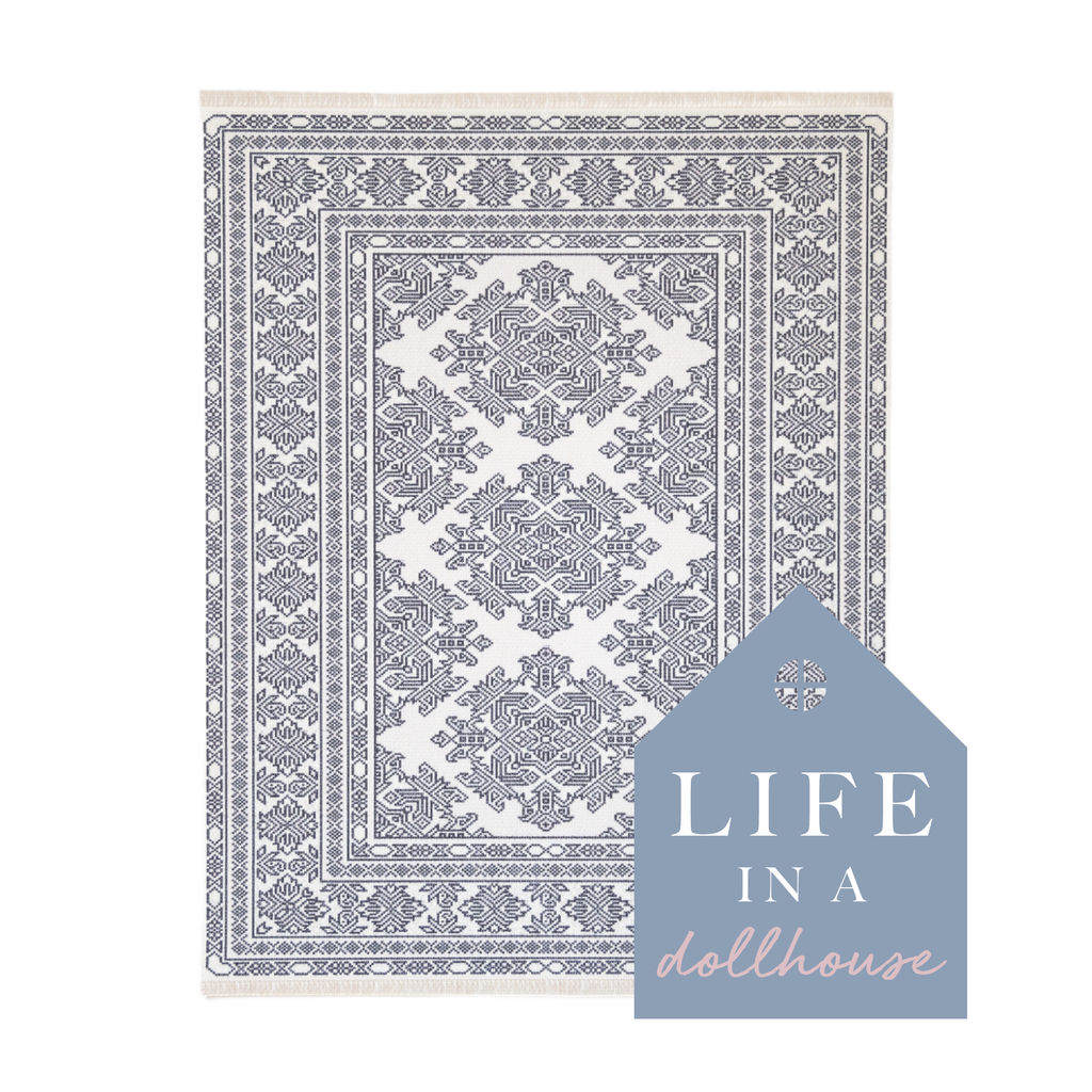 Lillie Miniature Dollhouse Rug in White - 1:12 Scale