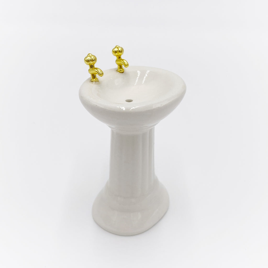 Pedestal Sink For Dollhouse - Life In A Dollhouse