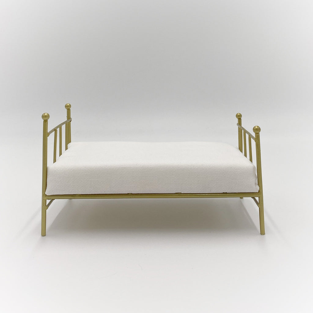 Brass Bed For Dollhouse - Life In A Dollhouse